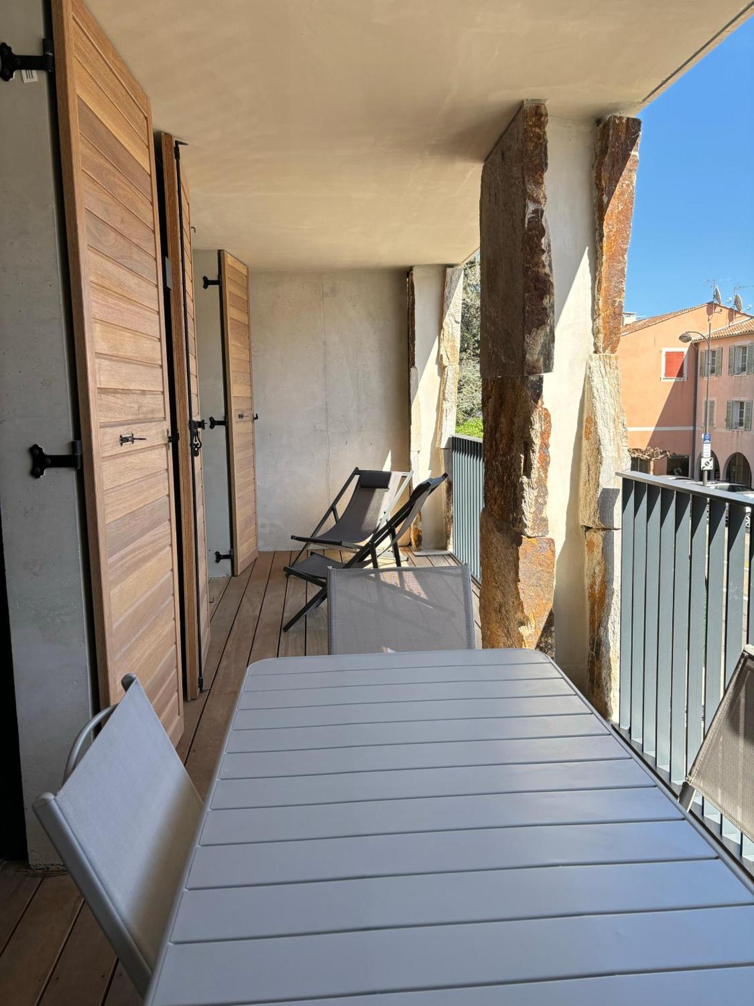 Appartement Bormes Buitenkant foto